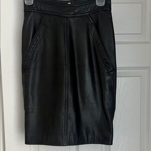 Elegant Black Leather Skirt by Lillie Rubin